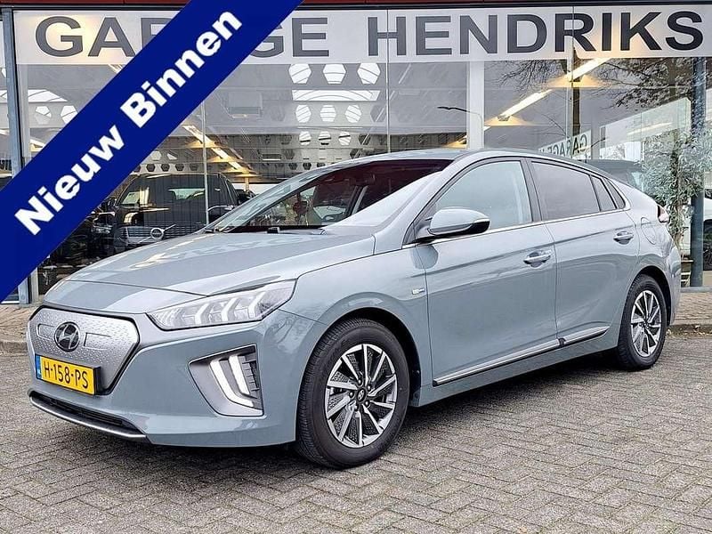 Grijs Gebruikt 2020 Hyundai Ioniq Comfort Hatchback | € 13.990 (Eerlijke prijs) - Afbeelding 1/4