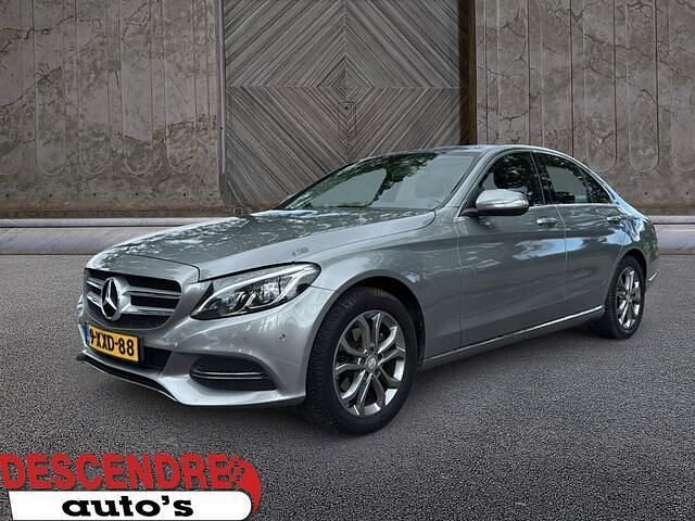 Grijs Gebruikt 2014 Mercedes C180 Avantgarde Edition Sedan | € 12.250 (Eerlijke prijs) - Afbeelding 1/4