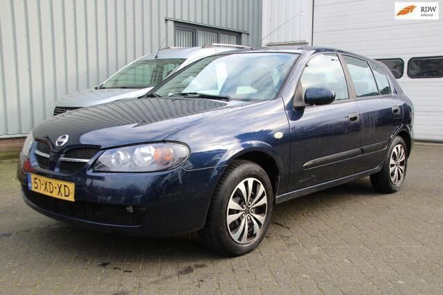 Blauw Gebruikt 2007 Nissan Almera Visia Hatchback | € 1.850 (Eerlijke prijs) - Afbeelding 1/4