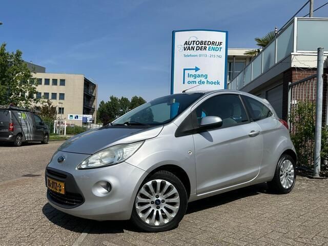 Grijs, andere lak Gebruikt 2009 Ford Ka Titanium Hatchback | € 4.490 (Iets duurder) - Afbeelding 1/4