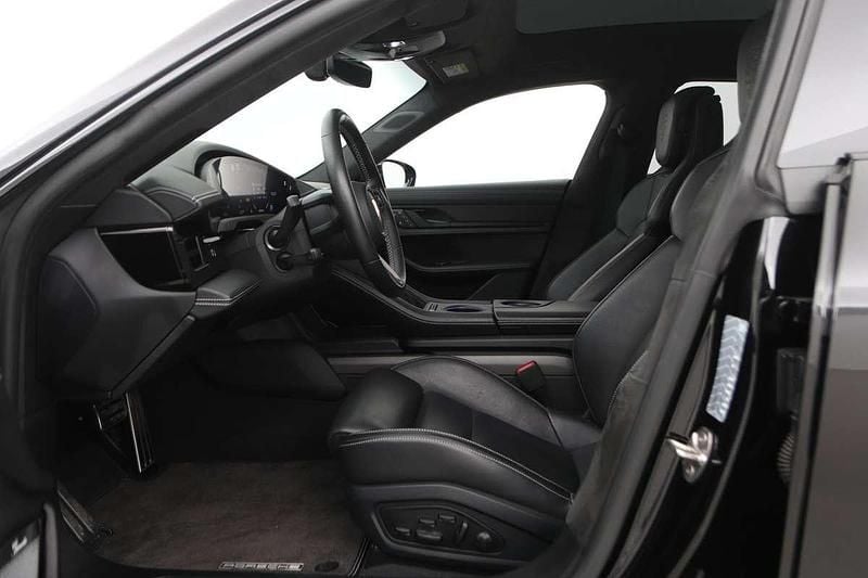 Occasion Porsche Taycan Sport Turismo 459 kW (625 PK) 2023 Zwart Stationwagen
