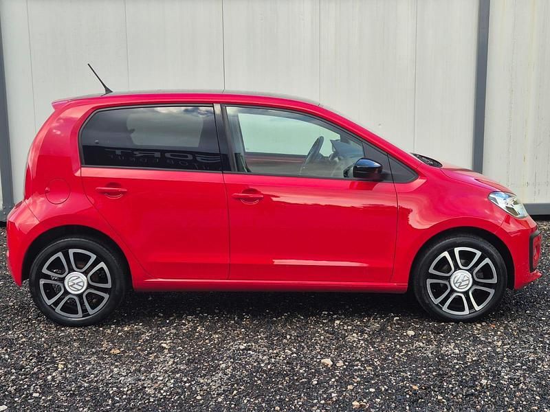 Occasion VW up! 60 PK (44 kW) 2019 Rood Hatchback