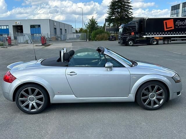 Occasion Audi TT Roadster S-Line 150 PK (110 kW) 2004 Grijs Cabriolet