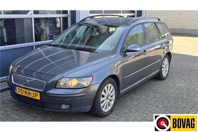 Grijs Gebruikt 2004 Volvo V50 Stationwagen | € 5.945 - Afbeelding 1/4