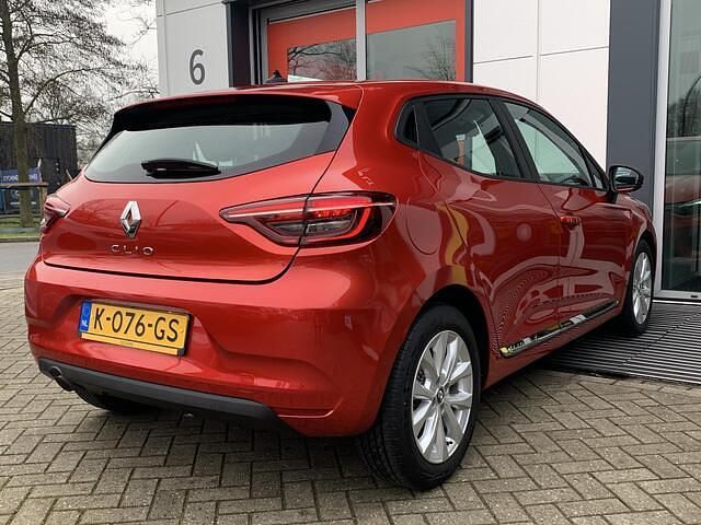 Occasion Renault Clio V Zen 101 PK (74 kW) 2020 Rood Hatchback