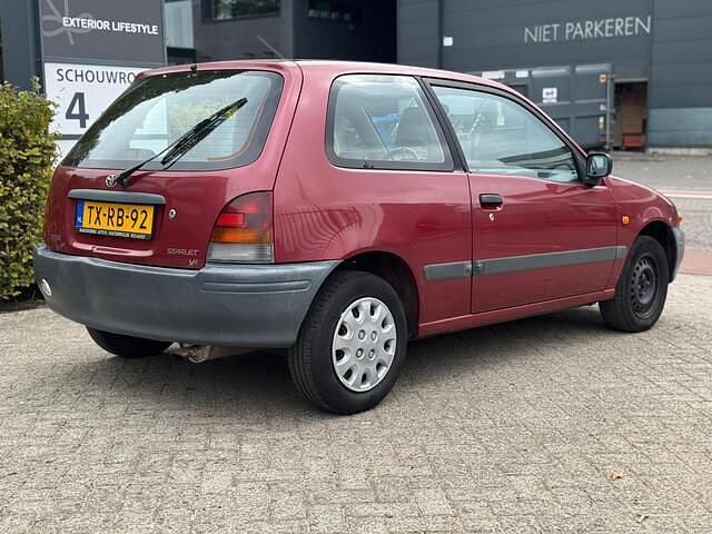 Occasion Toyota Starlet XLi 75 PK (55 kW) 1998 Rood Hatchback