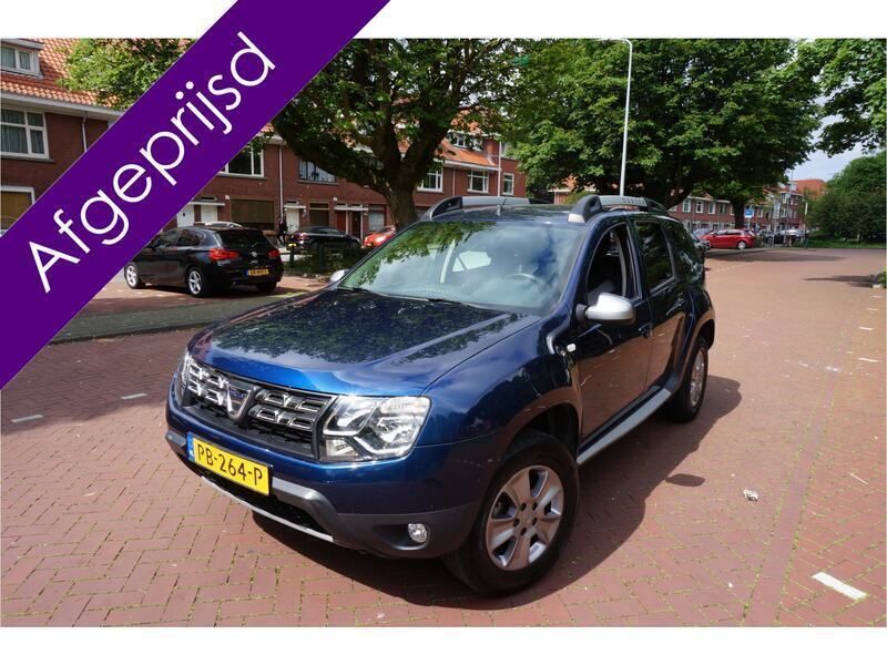 Blauw Gebruikt 2017 Dacia Duster Lauréate SUV | € 11.944 (Eerlijke prijs) - Afbeelding 1/4