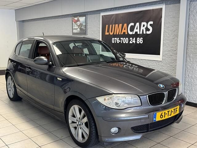 Occasion BMW 120 150 PK (110 kW) 2006 Grijs Hatchback
