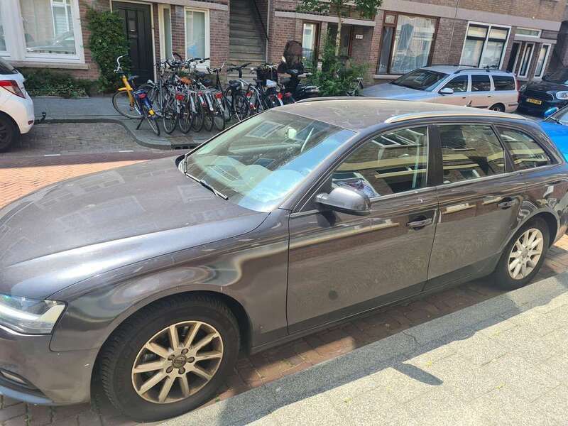 Grijs Gebruikt 2014 Audi A4 Sport Stationwagen | € 8.999 - Afbeelding 1/4