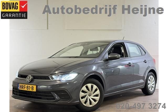 Grijs Gebruikt 2024 VW Polo Life Hatchback | € 20.745 (Goede deal) - Afbeelding 1/4