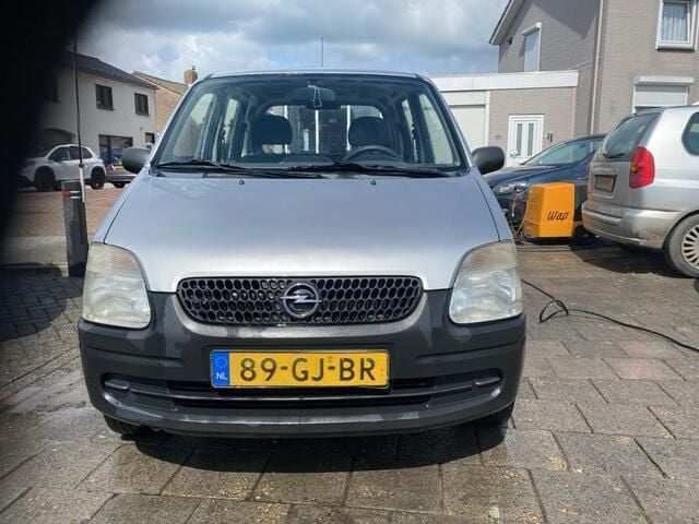 Grijs Gebruikt 2000 Opel Agila Hatchback | € 950 (Eerlijke prijs) - Afbeelding 1/4