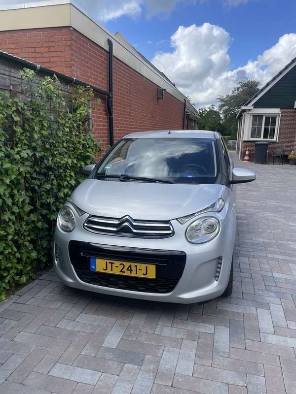 Grijs Gebruikt 2016 Citroën C1 Shine Hatchback | € 10.000 (Goede deal) - Afbeelding 1/4