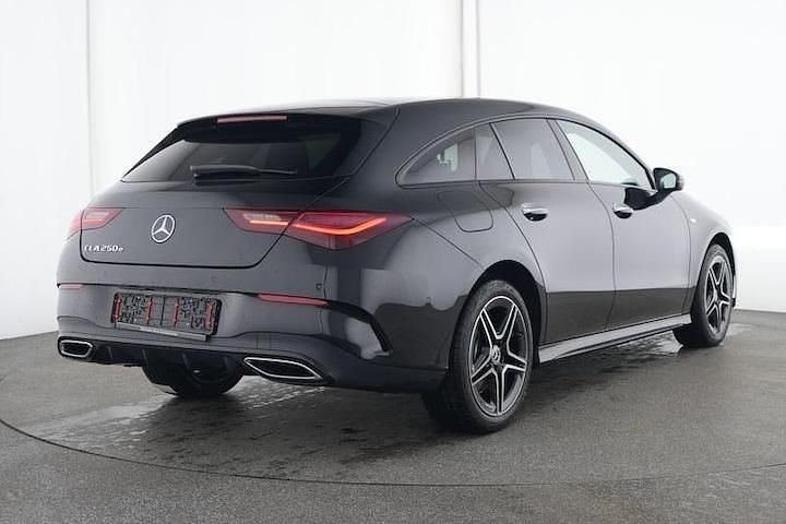 Occasion Mercedes CLA250e Advanced Plus 2025 Zwart Sedan