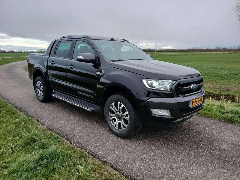 Zwart Gebruikt 2018 Ford Ranger Pickup | € 32.000 - Afbeelding 1/4