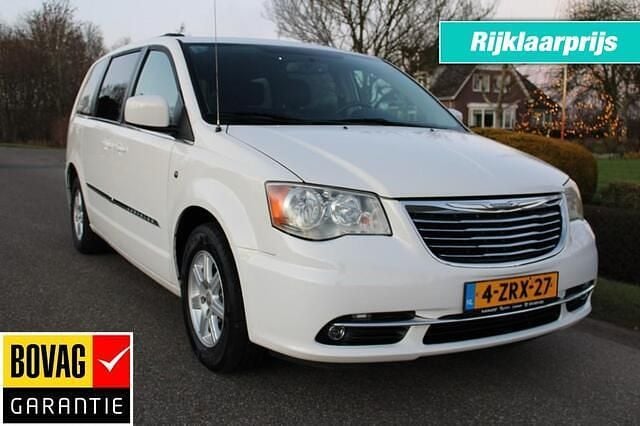 Wit Gebruikt 2011 Chrysler Town & Country MPV | € 18.900 - Afbeelding 1/4