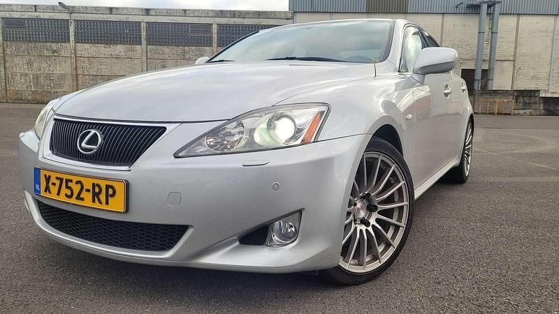 Grijs Gebruikt 2007 Lexus IS250 Business Edition Sedan | € 6.500 (Super prijs) - Afbeelding 1/4