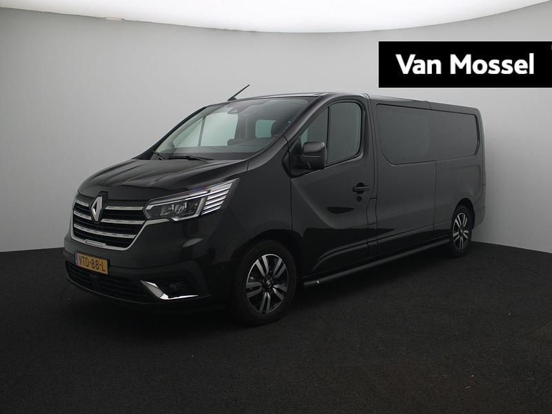 Noir midnight Gebruikt 2023 Renault Trafic Luxe Van | € 29.940 (Duur) - Afbeelding 1/4