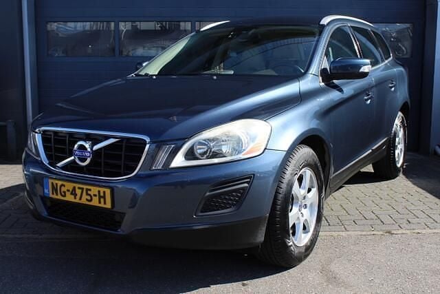 Blauw Gebruikt 2011 Volvo XC60 Momentum SUV | € 11.950 (Goede deal) - Afbeelding 1/4