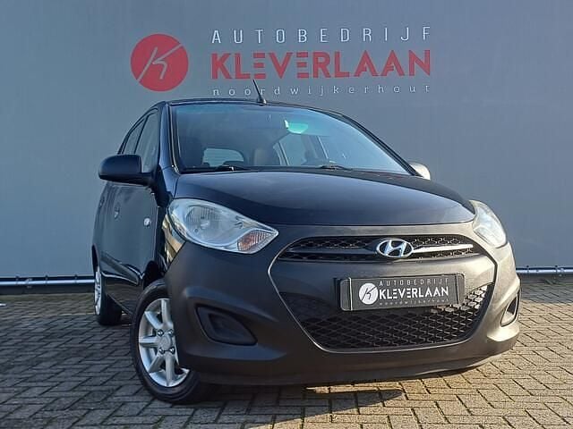 Zwart Occasion 2012 Hyundai i10 Hatchback | € 3.950 (Eerlijke prijs) - Afbeelding 1/4