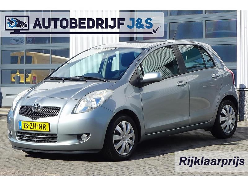Grijs Gebruikt 2008 Toyota Yaris Sol Hatchback | € 5.650 (Iets duurder) - Afbeelding 1/4