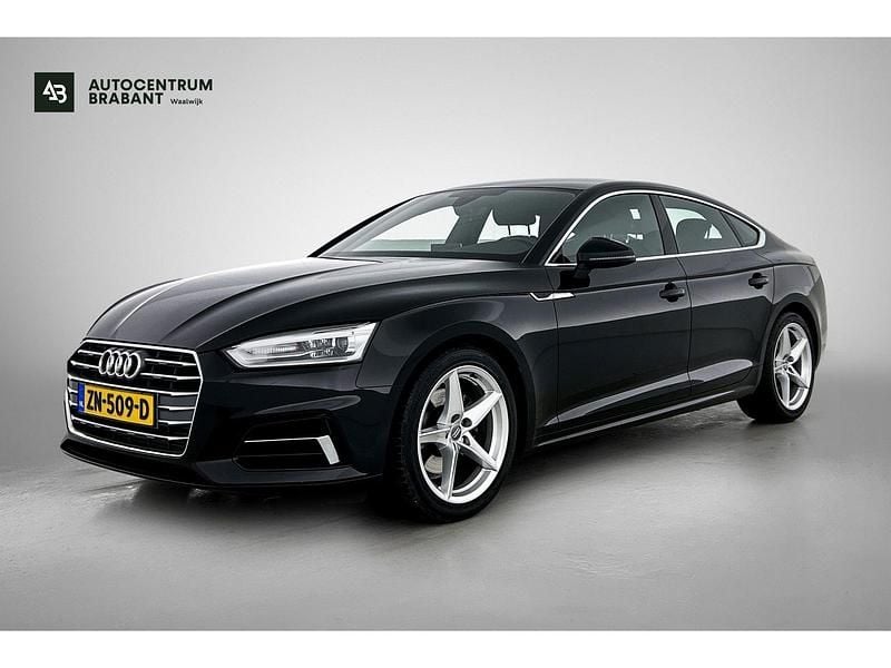 Zwart Occasion 2018 Audi A5 Sport Coupé | € 25.995 (Goede deal) - Afbeelding 1/4
