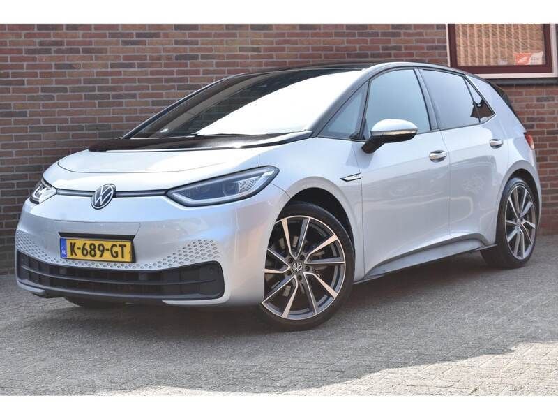 Grijs Gebruikt 2020 VW ID.3 Business Hatchback | € 15.949 - Afbeelding 1/4