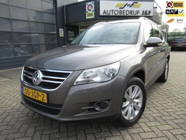 Grijs Gebruikt 2009 VW Tiguan Sport SUV | € 8.450 (Eerlijke prijs) - Afbeelding 1/4