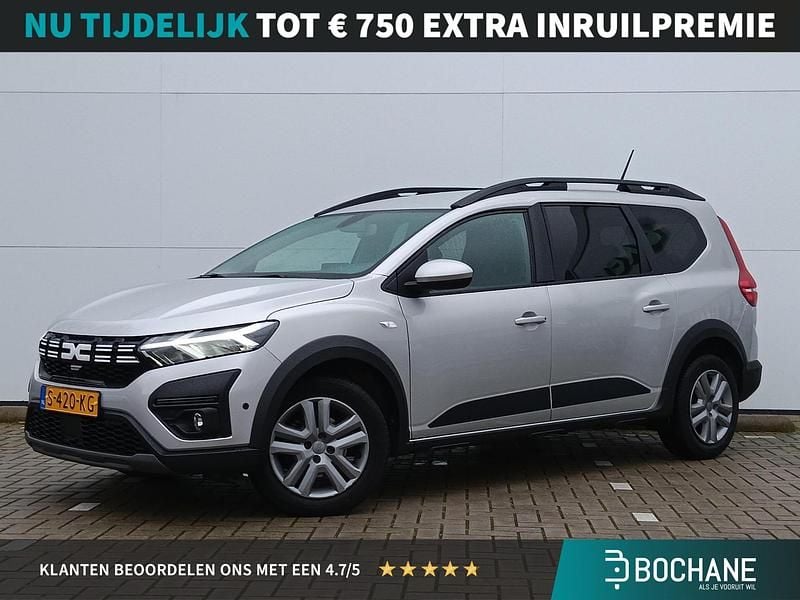 Grijs Gebruikt 2023 Dacia Jogger Expression MPV | € 18.995 (Eerlijke prijs) - Afbeelding 1/4