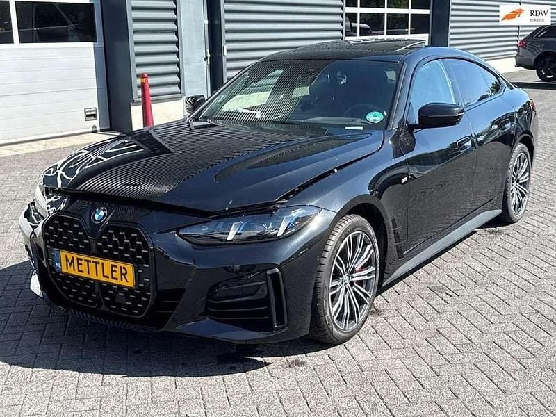 Zwart, metallic lak Gebruikt 2025 BMW 430 Gran Coupé M Sport Coupé | € 42.850 - Afbeelding 1/4