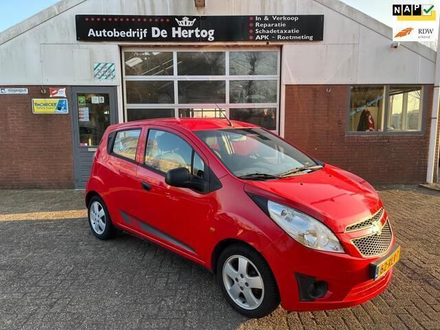 Rood Gebruikt 2011 Chevrolet Spark LS Hatchback | € 2.499 (Eerlijke prijs) - Afbeelding 1/4