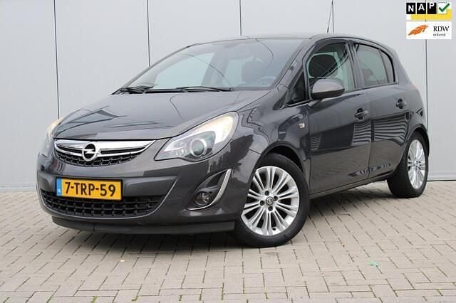 Grijs Gebruikt 2014 Opel Corsa Cosmo Hatchback | € 3.250 (Eerlijke prijs) - Afbeelding 1/4
