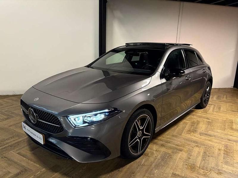 Occasion Mercedes A250 AMG 163 PK (119 kW) 2023 Grijs Hatchback