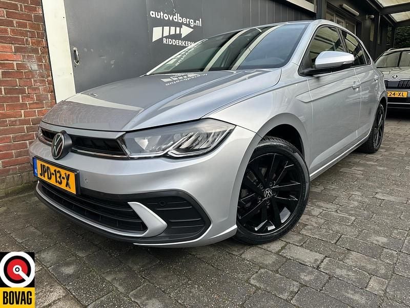Grijs Occasion 2025 VW Polo Business Hatchback | € 20.750 (Super prijs) - Afbeelding 1/4