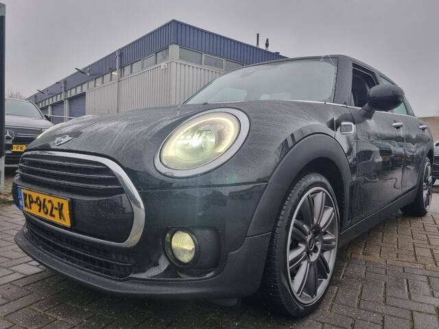 Zwart Gebruikt 2016 Mini Cooper Clubman Chili Stationwagen | € 15.995 (Eerlijke prijs) - Afbeelding 1/4