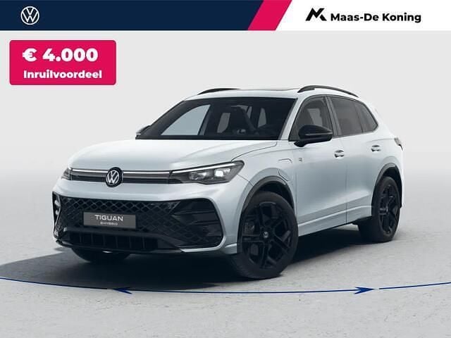 Zilver Nieuw 2026 VW Tiguan Comfortline SUV | € 57.590 (Duur) - Afbeelding 1/3