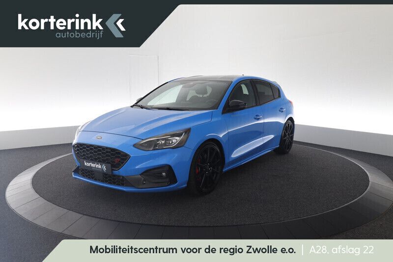 Blauw Gebruikt 2022 Ford Focus ST Hatchback | € 34.950 (Iets duurder) - Afbeelding 1/4