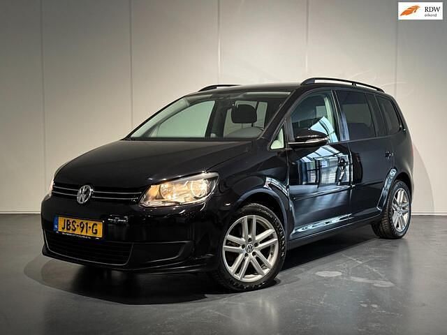 Zwart Gebruikt 2014 VW Touran Highline MPV | € 11.950 (Iets duurder) - Afbeelding 1/4