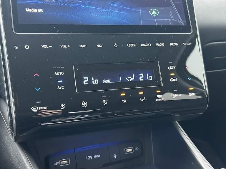 Occasion Hyundai Tucson Comfort 150 PK (110 kW) 2021 Shimmering silver metalli (r2t) SUV