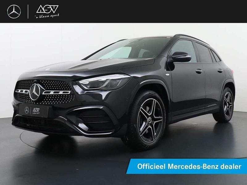 Zwart Nieuw 2025 Mercedes GLA250 Business SUV | € 56.465 (Eerlijke prijs) - Afbeelding 1/4