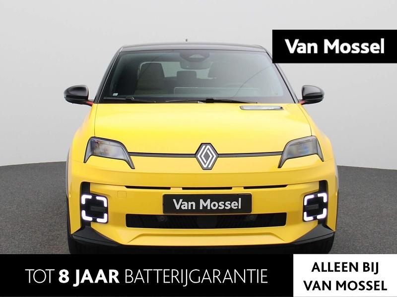 Geel, metallic lak Gebruikt 2025 Renault R5 Iconic Hatchback | € 31.940 - Afbeelding 1/4