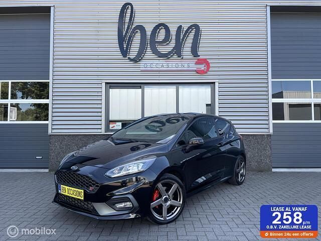 Zwart Gebruikt 2019 Ford Fiesta ST Hatchback | € 15.950 (Super prijs) - Afbeelding 1/4