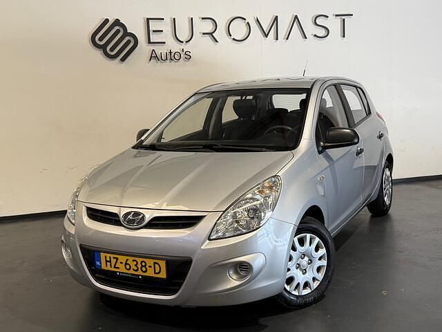 Grijs Gebruikt 2012 Hyundai i20 Edition Hatchback | € 4.450 (Eerlijke prijs) - Afbeelding 1/4