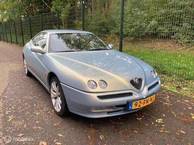 Blauw Gebruikt 2000 Alfa Romeo GTV Coupé | € 3.250 - Afbeelding 1/4