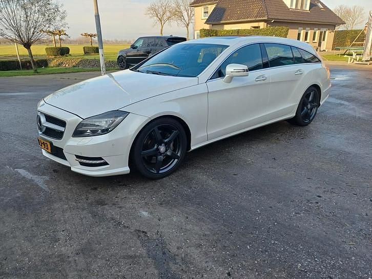 Occasion 2013 Mercedes CLS350 | € 19.000 (Iets duurder) - Afbeelding 1/4