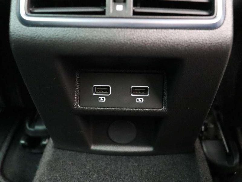 Occasion Renault Mégane GrandTour Techno 140 PK (102 kW) 2023 Wit Stationwagen