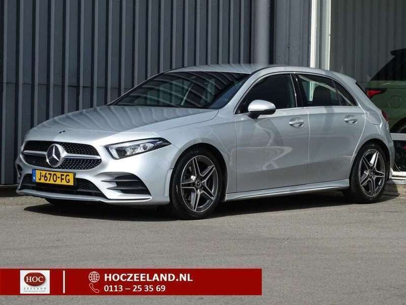 Grijs Gebruikt 2020 Mercedes A180 Business Hatchback | € 24.945 (Goede deal) - Afbeelding 1/4