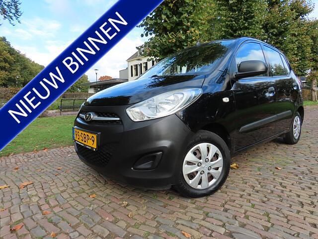 Zwart Gebruikt 2011 Hyundai i10 Pure Hatchback | € 2.450 (Eerlijke prijs) - Afbeelding 1/4