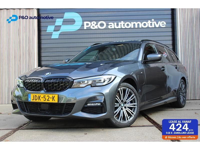 Grijs Gebruikt 2021 BMW 330 M Sport Stationwagen | € 31.995 (Eerlijke prijs) - Afbeelding 1/4