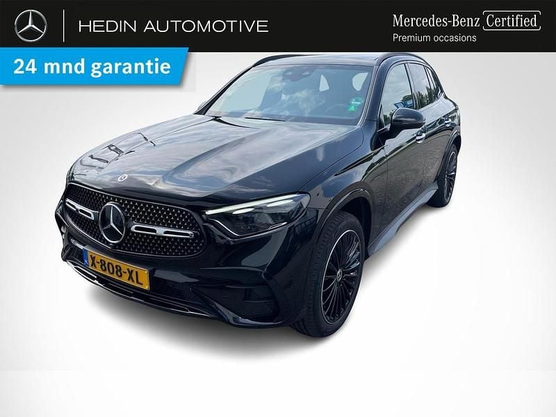 Zwart Gebruikt 2024 Mercedes GLC300e AMG line SUV | € 65.900 (Duur) - Afbeelding 1/3