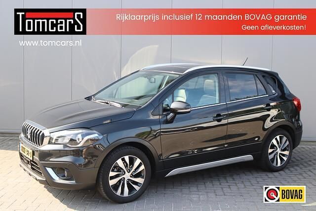 Zwart Gebruikt 2017 Suzuki SX4 S-Cross SUV | € 18.450 (Eerlijke prijs) - Afbeelding 1/3